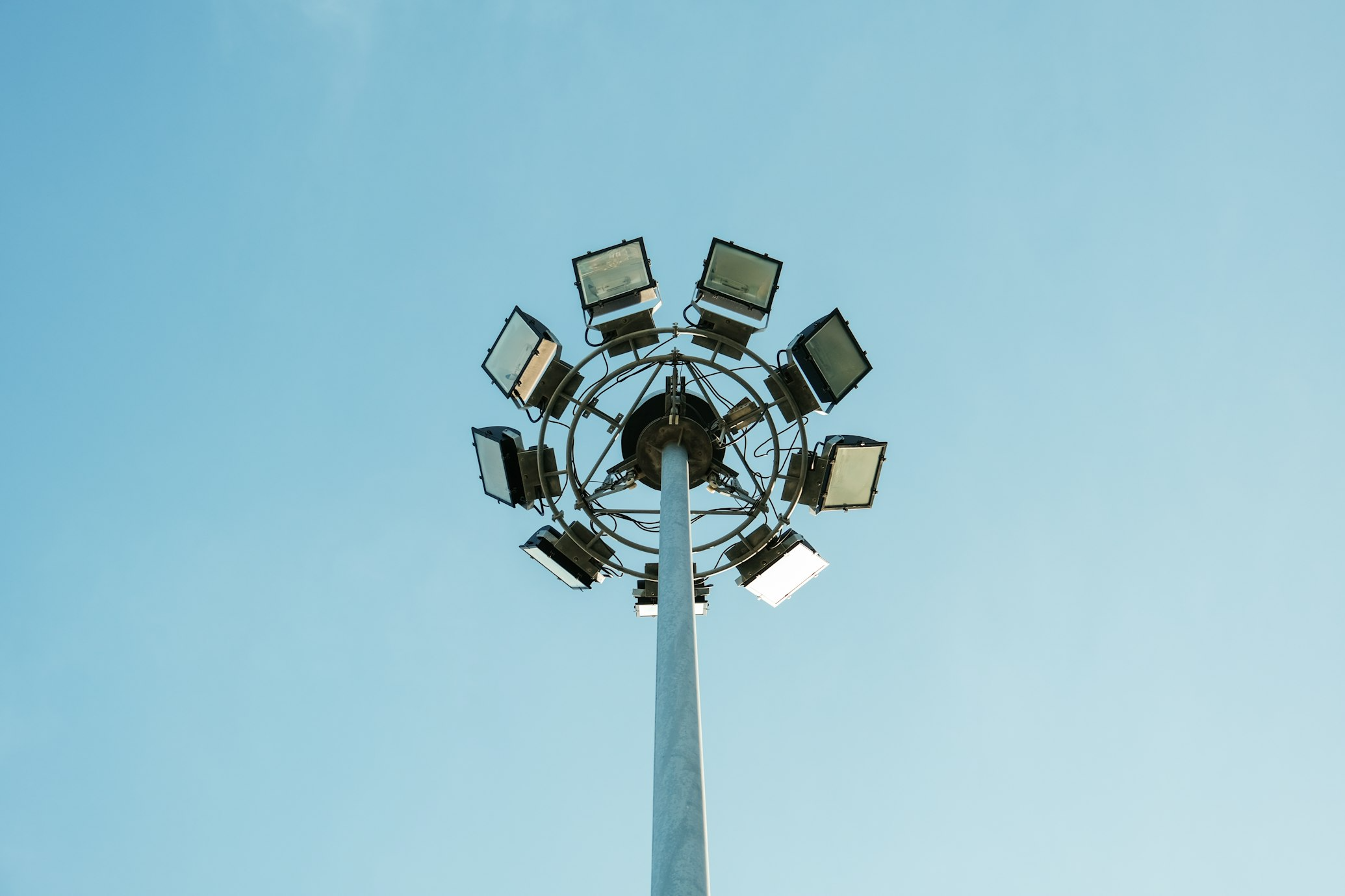 sell your lighting tower